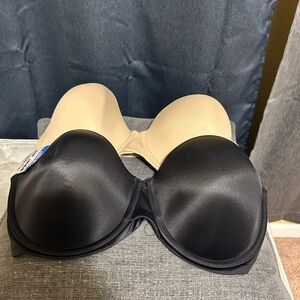 Elegant Black and Tan Women's Intimates Set
